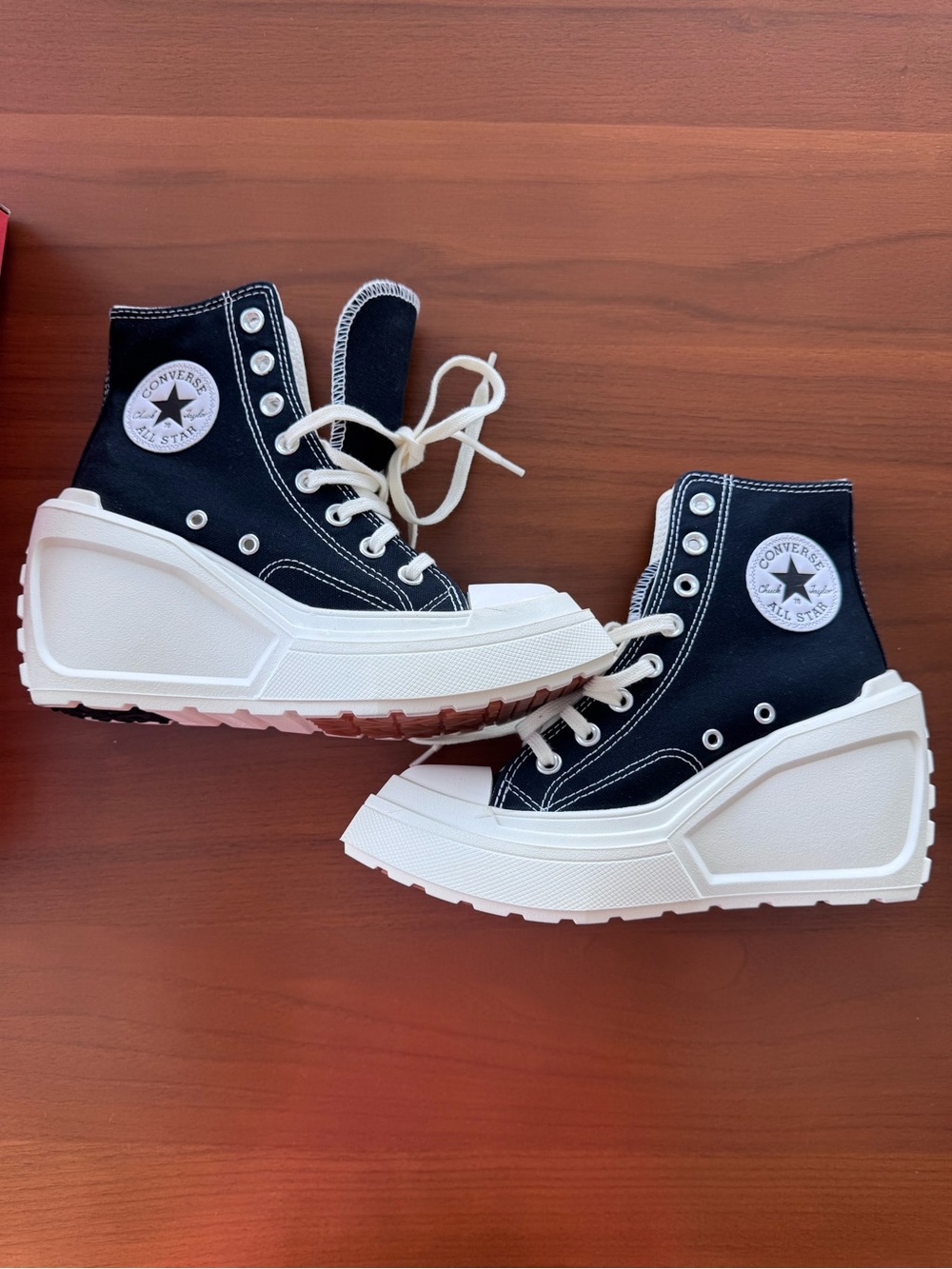 Converse Chuck 70 De Luxe Wedge Platform High-Top Sneakers